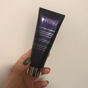 By terry Cover expert foundation in N24 Rosy Beige